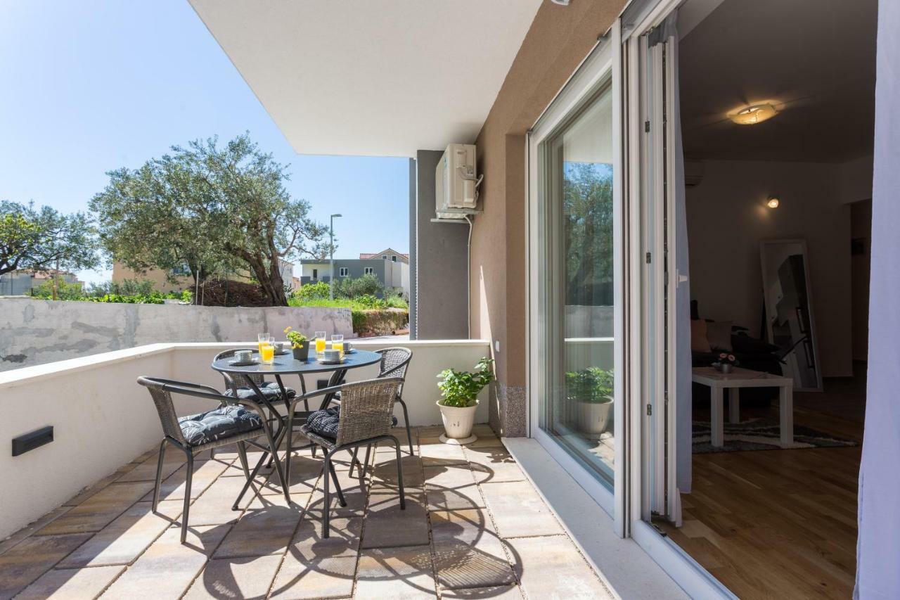 Apartman Matea Apartment Podstrana Bagian luar foto